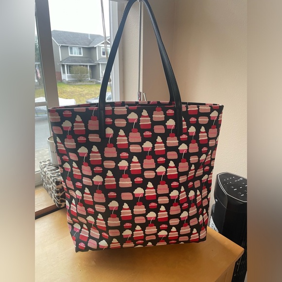 Kate Spade Tote in PVC Cupcake Print - Picture 5 of 14